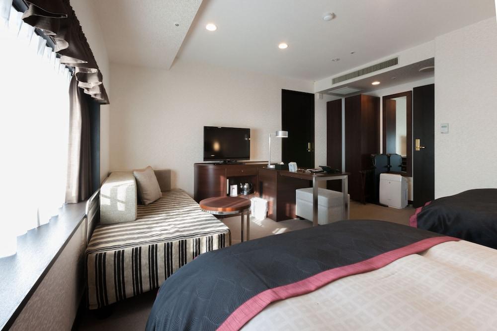 Onomichi Kokusai Hotel Zewnętrze zdjęcie