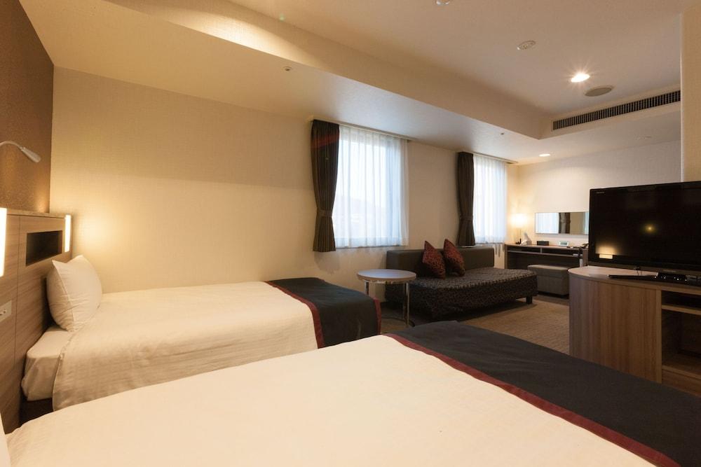 Onomichi Kokusai Hotel Zewnętrze zdjęcie