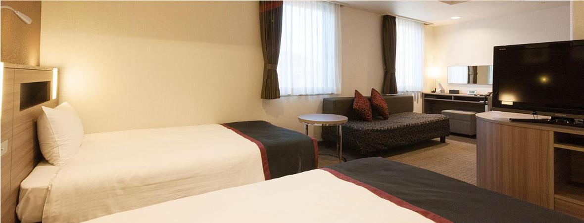Onomichi Kokusai Hotel Zewnętrze zdjęcie
