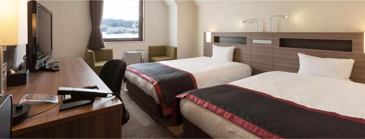 Onomichi Kokusai Hotel Zewnętrze zdjęcie
